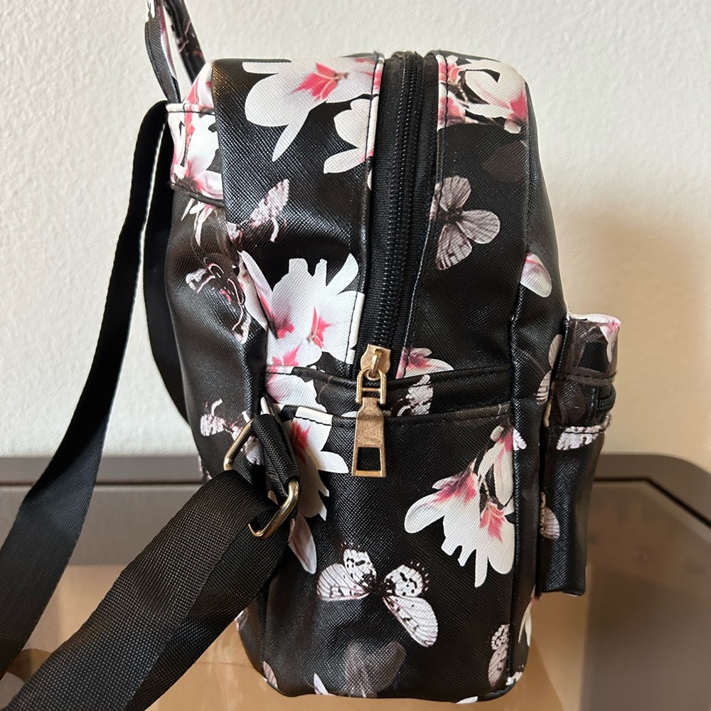 Mini Backpack with Front Pocket - Picture 2 of 6